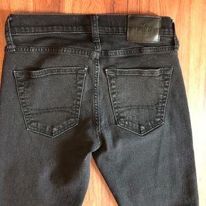 Hollister jeans slim straight , boys size w28,L30, black